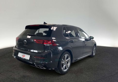 Volkswagen Golf, 2024 3