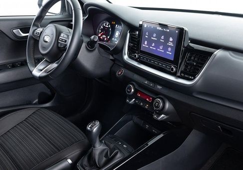 Kia Stonic, 2021