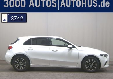 Mercedes-Benz A 180, 2022