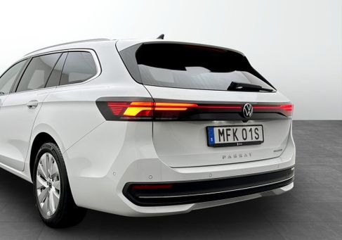 Volkswagen Passat Variant, 2025 3