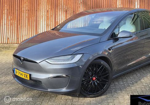 Tesla Model X, 2022