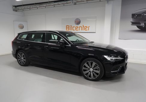 Volvo V60, 2022