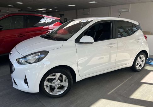Hyundai i10, 2023 3
