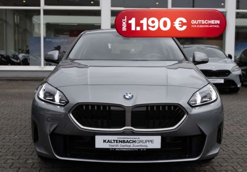 BMW 120, 2025