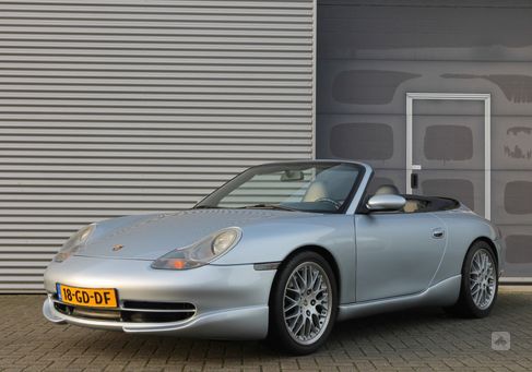 Porsche 996, 1998