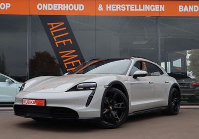 Porsche Taycan, 2021
