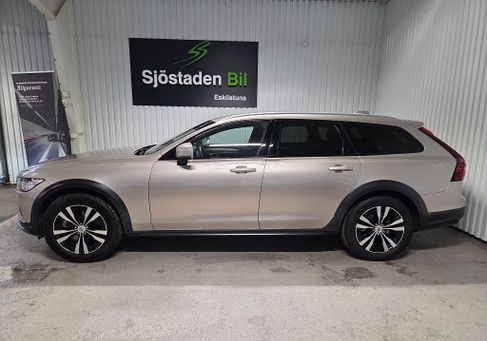 Volvo V90 Cross Country, 2024