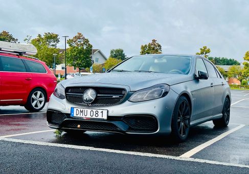 Mercedes-Benz E 63 AMG, 2010