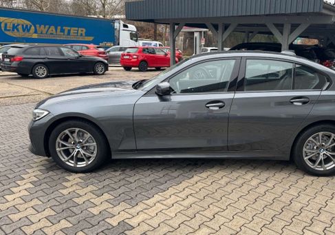 BMW 320, 2019
