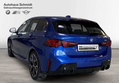 BMW 120, 2025