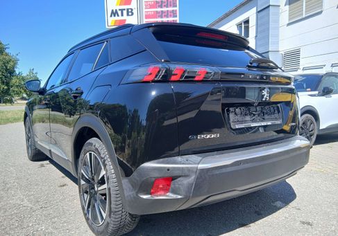 Peugeot 2008, 2020