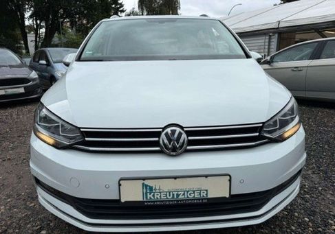 Volkswagen Touran, 2020 3