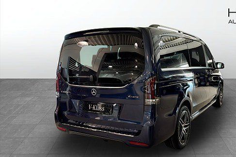 Mercedes-Benz V 300, 2026