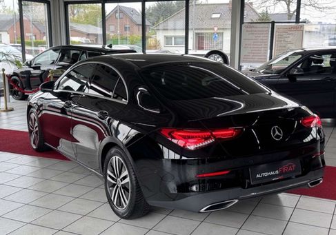 Mercedes-Benz CLA 180, 2022