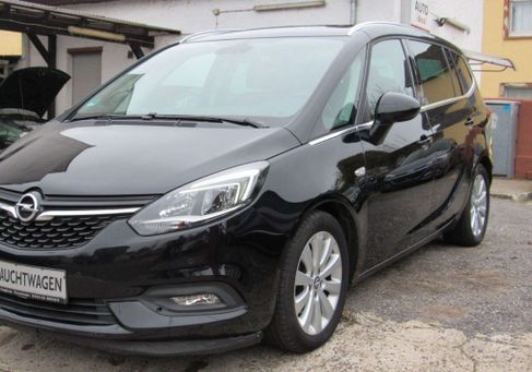 Opel Zafira, 2017