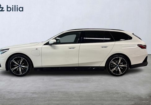BMW 530, 2025
