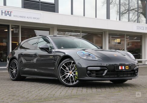 Porsche Panamera, 2022