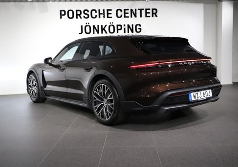 Porsche Taycan, 2022