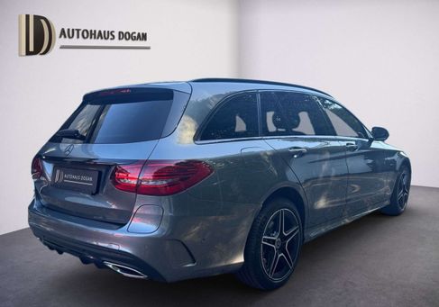 Mercedes-Benz C 300, 2020 3
