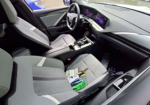 Opel Astra, 2024 3