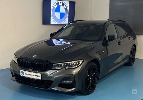 BMW 330, 2020