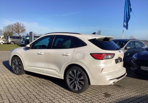 Ford Kuga, 2022