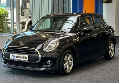 MINI ONE, 2019