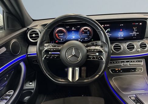 Mercedes-Benz E 300, 2021 3