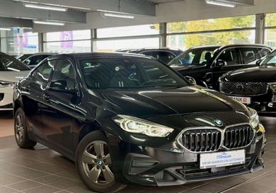 BMW 216, 2023