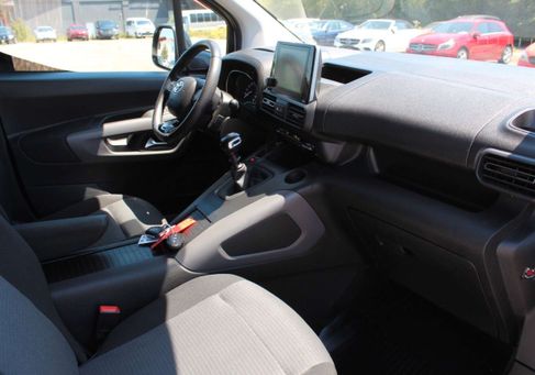 Toyota Proace, 2022