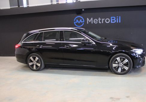 Mercedes-Benz C 300, 2022 2