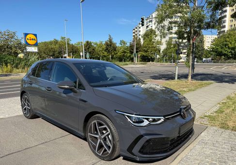 Volkswagen Golf, 2022