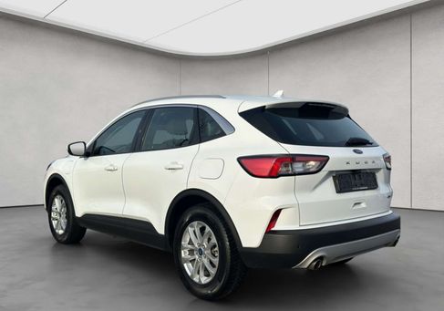 Ford Kuga, 2022