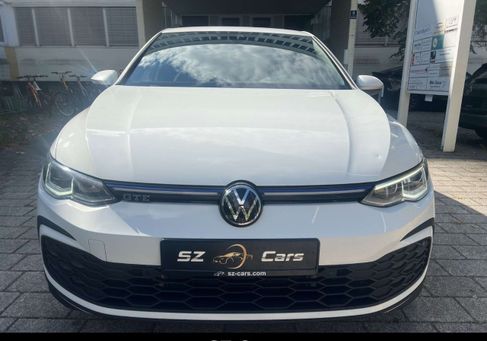 Volkswagen Golf, 2022