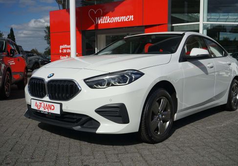 BMW 218, 2021 2