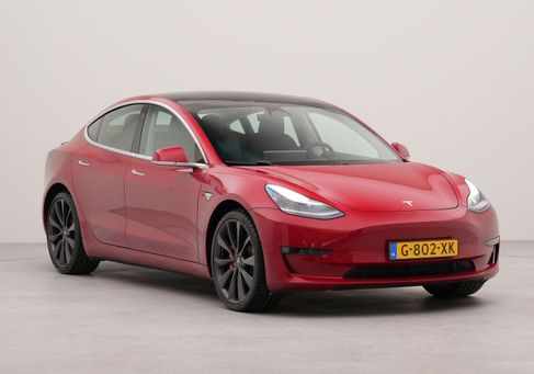 Tesla Model 3, 2019