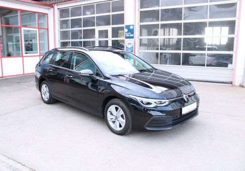 Volkswagen Golf, 2023 3