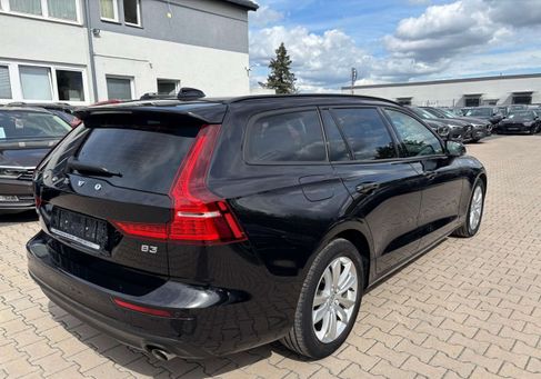Volvo V60, 2021