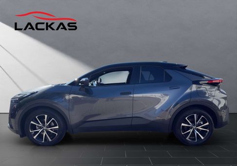Toyota C-HR, 2025 2