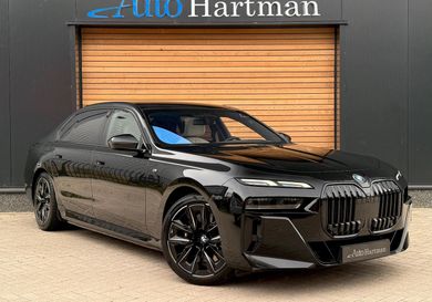 BMW 750, 2023