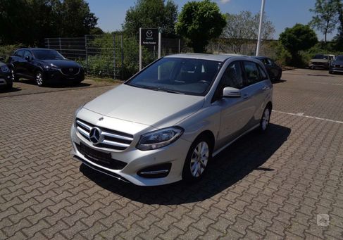 Mercedes-Benz B 180, 2017