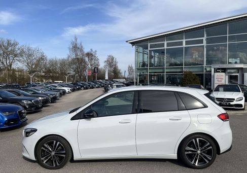 Mercedes-Benz B 220, 2019