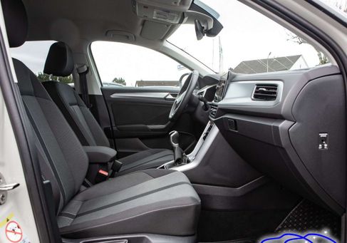 Volkswagen T-Roc, 2022