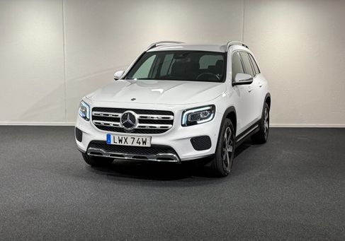 Mercedes-Benz GLB 200, 2023