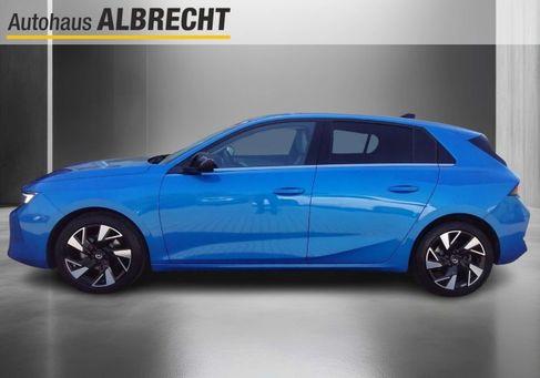 Opel Astra, 2022