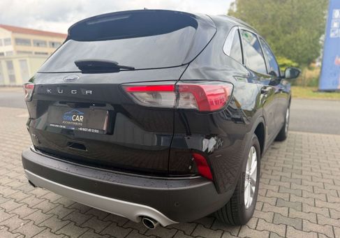 Ford Kuga, 2021