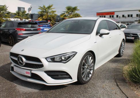 Mercedes-Benz CLA 200, 2021