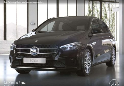 Mercedes-Benz B 250, 2022