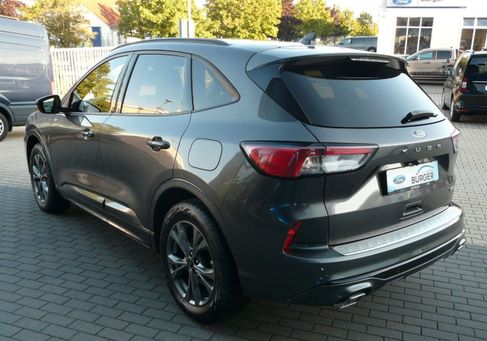 Ford Kuga, 2022