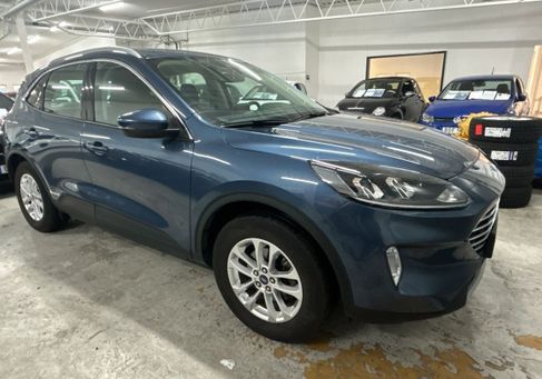 Ford Kuga, 2021